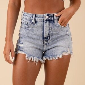 KanCan Distressed Jean Shorts Size Large NEW